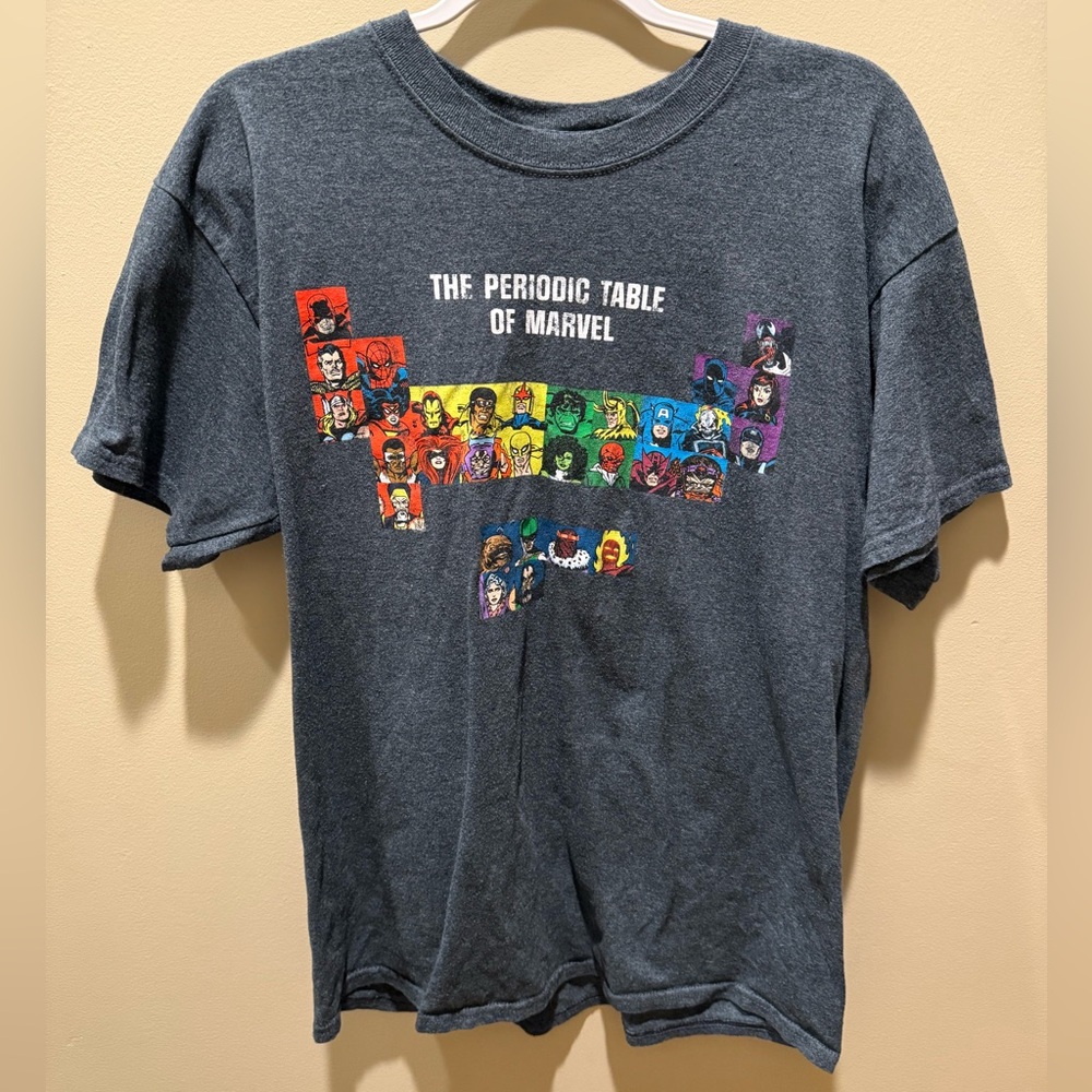 ⭐️3 for $15, 5 for $20 tees⭐️ Marvel Graphic T-Shirt Men’s Large